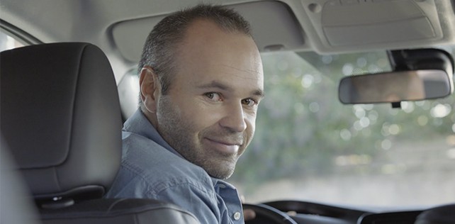 ANDRÉS INIESTA : NISSAN LEAF COSTE